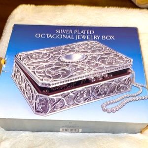 New in Box Godinger Silver Art Silver Plated Octagonal Jewelry Box